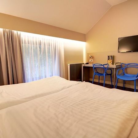 Auto Port Przytoczna Bed & Breakfast Nowa Niedrzwica Exterior foto